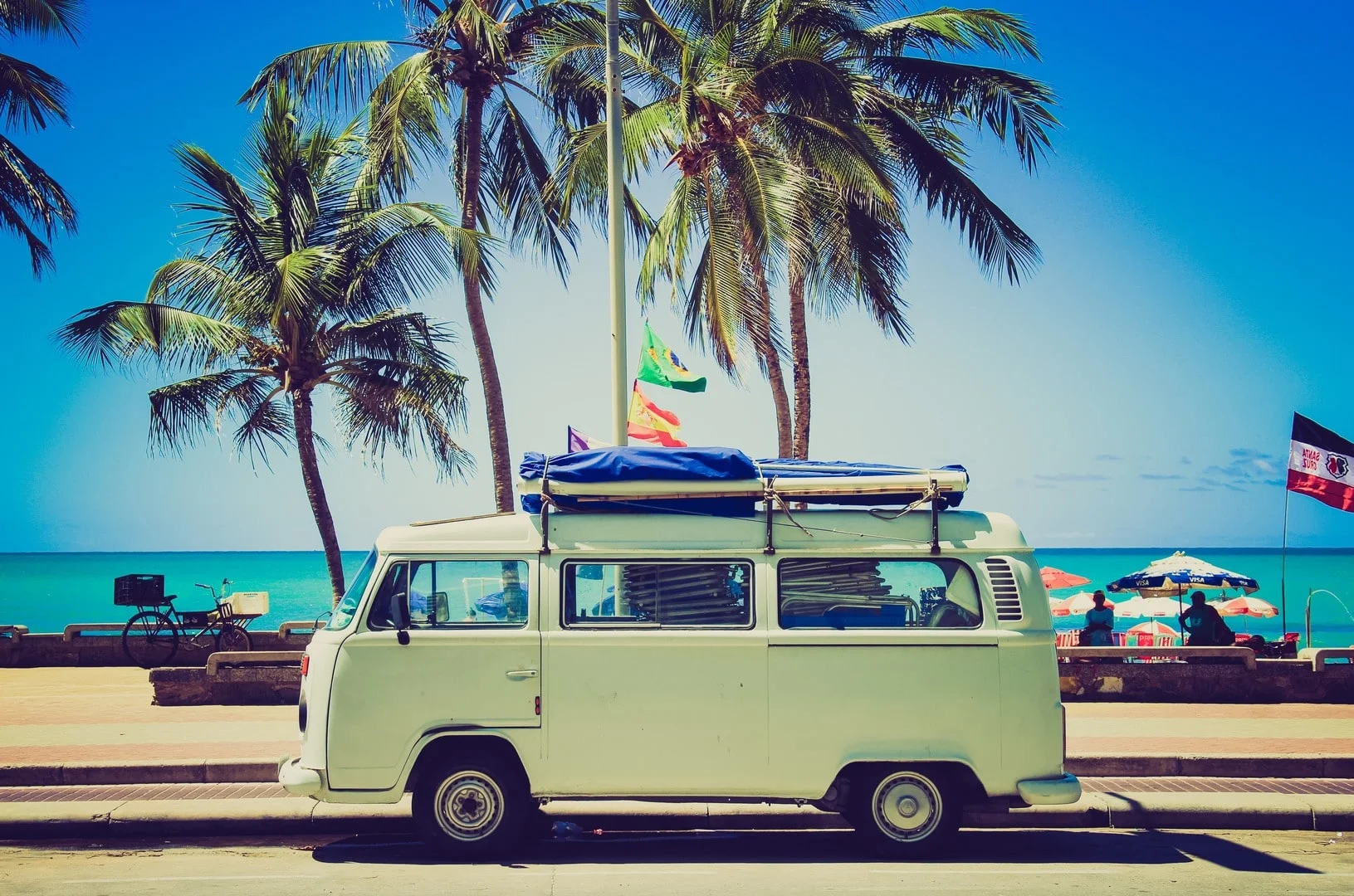 beach-water-sand-sky-sunshine-car-971394-pxhere.com-min